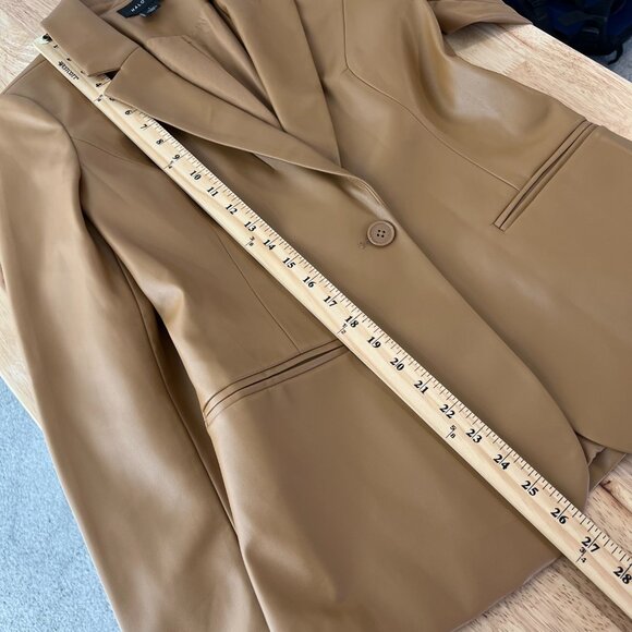 Halogen Faux Leather Blazer Size Small One Button Jacket Tan Brown Officecore - Picture 7 of 9